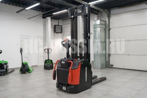 Штабелер НС CDD12-AZ3S (VFH550) Штабелер НС CDD12-AZ3S (VFH550)