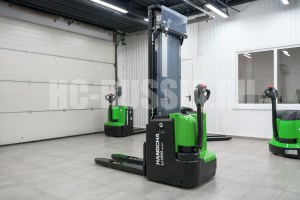 Штабелер НС CDD20-XT1-SI (VFM 450) Штабелер НС CDD20-XT1-SI (VFM 450)