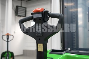 Штабелер НС CDD20-XT1-SI (VFM 450) Штабелер НС CDD20-XT1-SI (VFM 450)